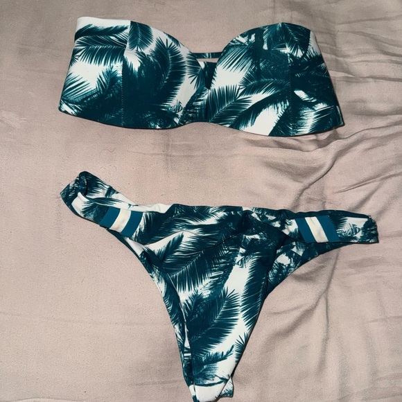 Mikoh Bikini Set - Picture 6 of 8